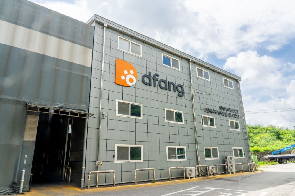 d01